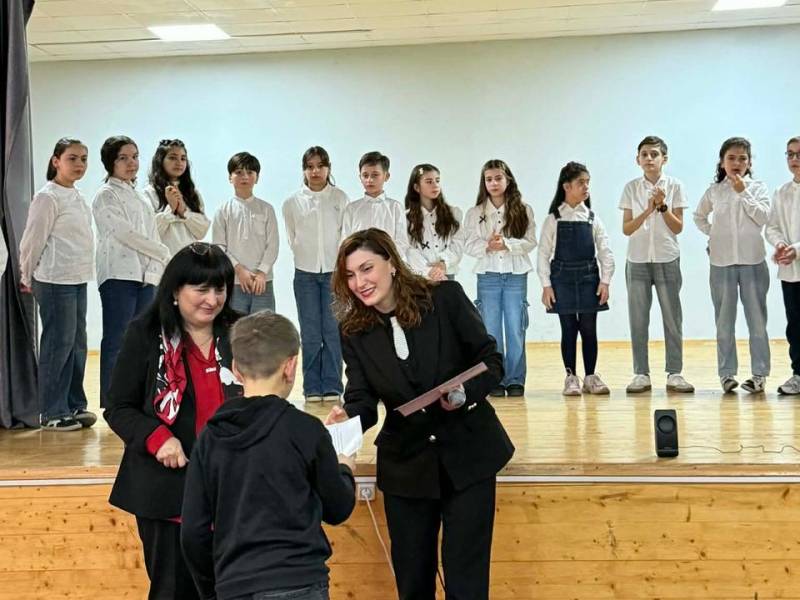 საგანმანათლებლო დაწესებულების მანდატურის სამსახურმა ქალთა მიმართ ძალადობის წინააღმდეგ ბრძოლის გლობალური კამპანიის ფარგლებში სხვადასხვა შემეცნებითი ღონისძიება განახორციელა