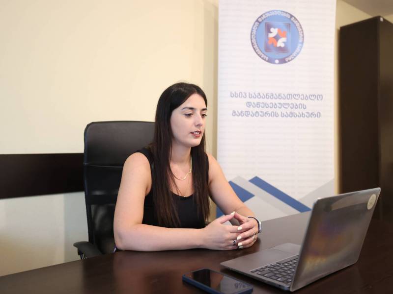 სსიპ საგანმანათლებლო დაწესებულების მანდატურის სამსახურმა სკოლის წარმომადგენლებისა და მშობლებისათვის საინფორმაციო შეხვედრები ჩაატარა ტრანზიციის თემაზე 